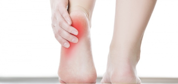 Jakie mogą być przyczyny bólu pięty po bieganiu?